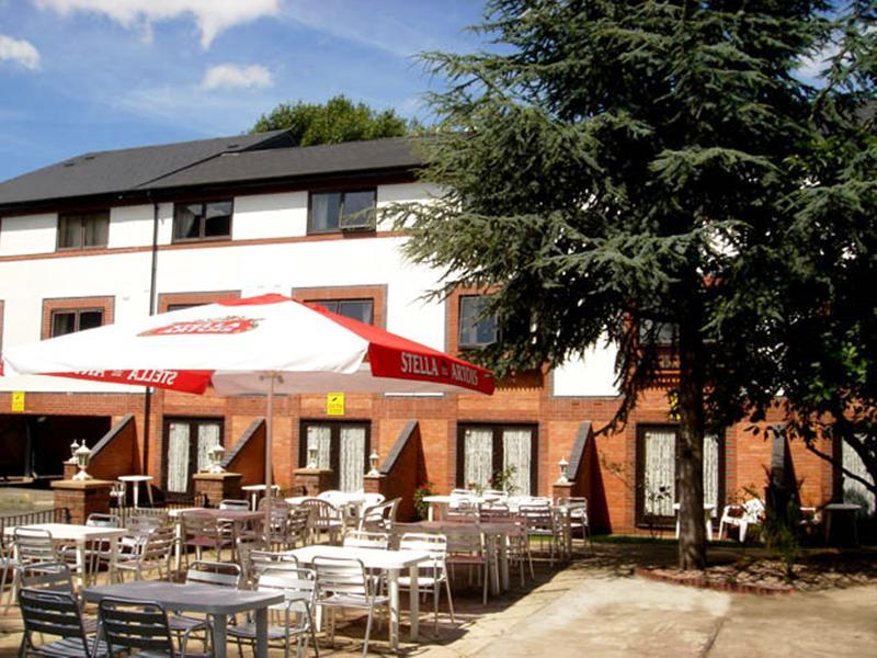 The Amblehurst Hotel Sale Restoran gambar